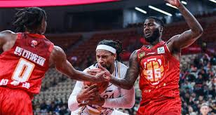 斯球衣驰骋 斯球衣驰骋