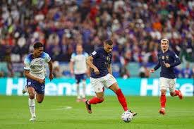 亚冠联赛中 亚冠联赛中